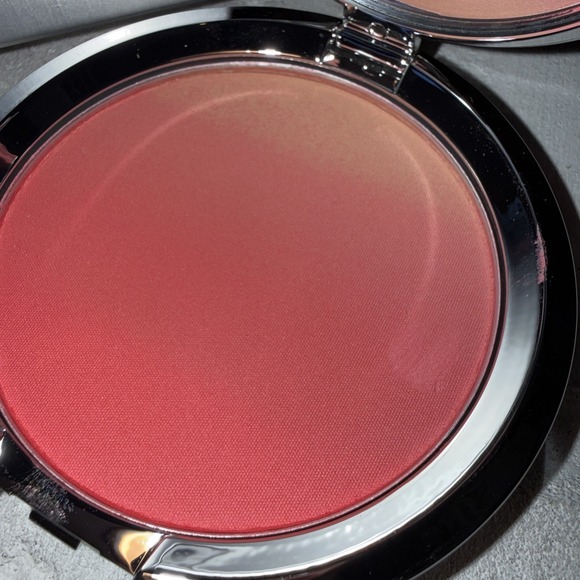 IT COSMETICS‎ • CC+ RADIANCE • OMBRE BLUSH • CORAL FLUSH • .38 oz • New With Box - Picture 3 of 4
